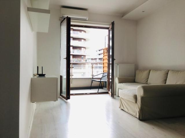 3 Aircon With Free Parking, Balcony Walking Distance Old Town Kraków