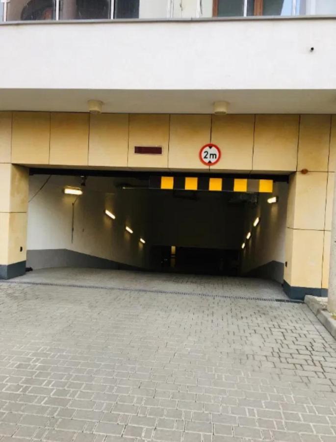 Apartament 3 Aircon With Free Parking, Balcony Walking Distance Old Town Kraków