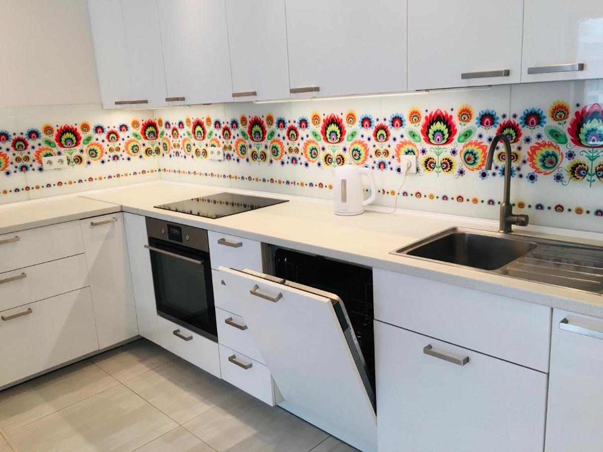 Apartament 3 Aircon With Free Parking, Balcony Walking Distance Old Town